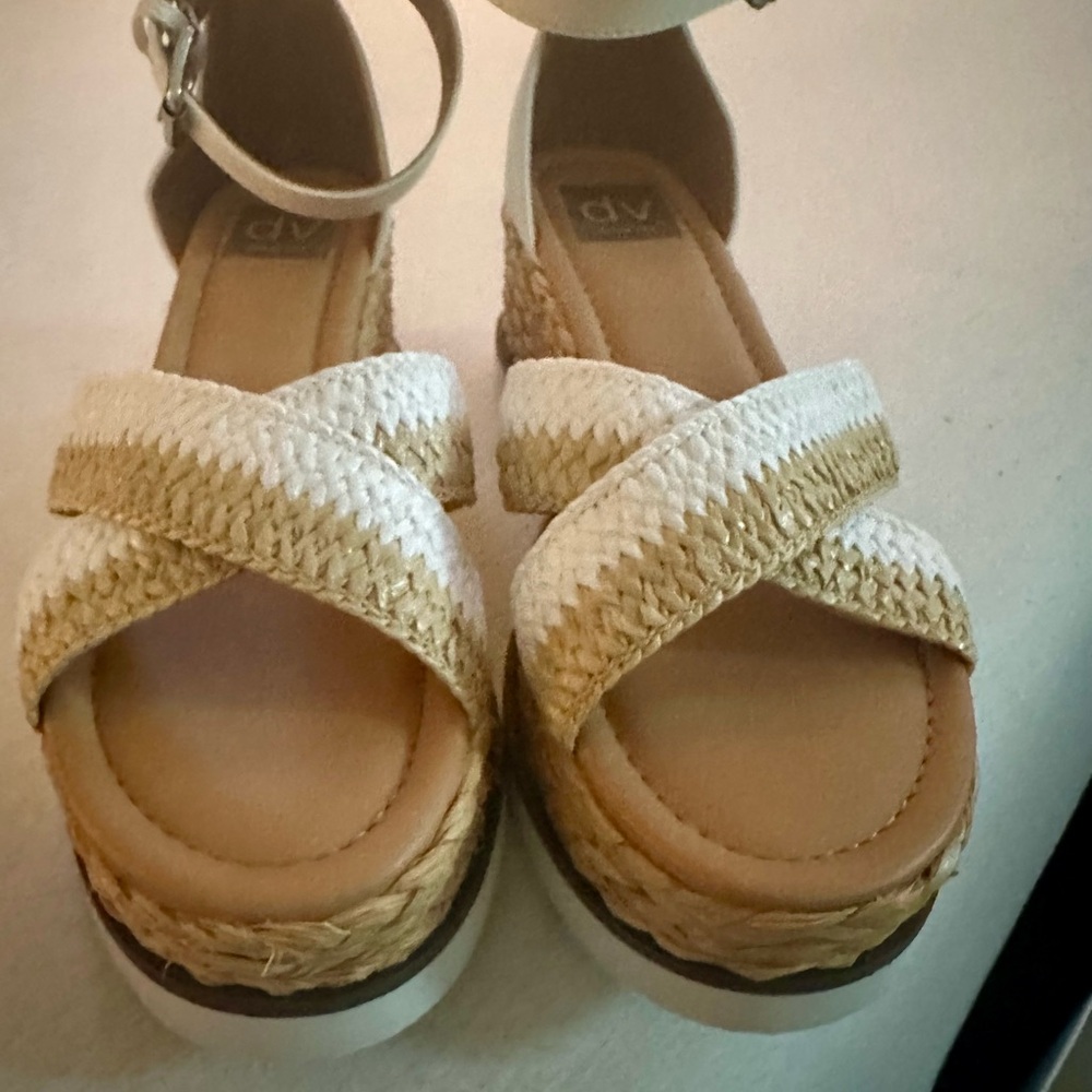 Dolce Vita wedges size 7 - Picture 7 of 7